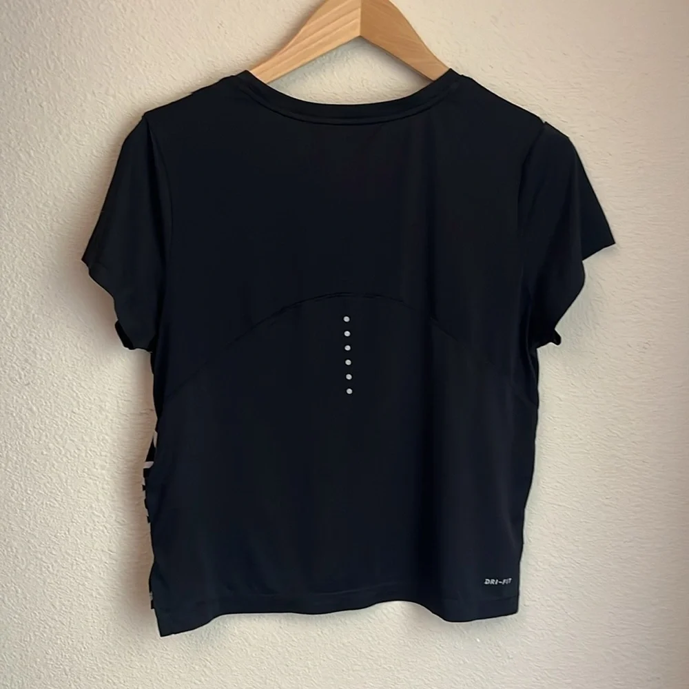 Nike Dri-fit size S shirt